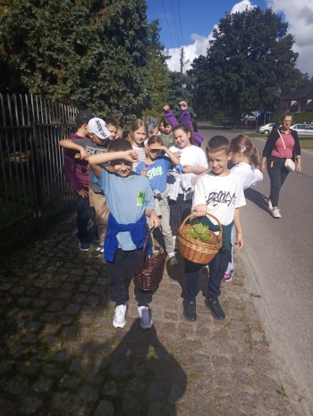 7f76c8e1-6436-484c-8bc6-a04ce4ad951a