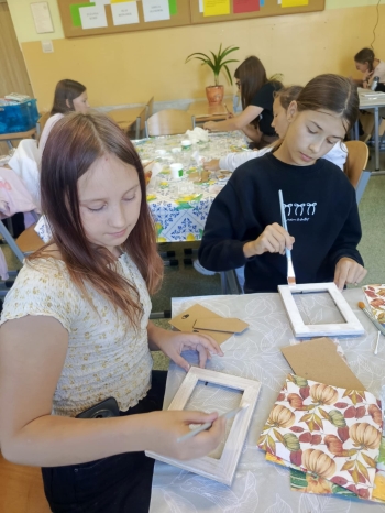 9be28548-833a-4226-b699-c2e6a3557d64