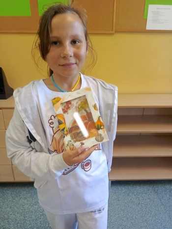 52ba316a-fbd8-4777-a8fa-5607941a4d8e