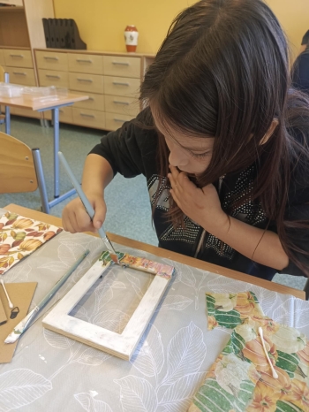 057c3ba2-993c-42cd-a38d-c805072d4fcb