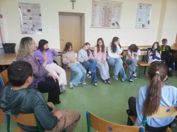 78e6b08d-fd42-4bd6-a79d-f3297f1a2ec2