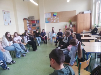 c9547e51-1281-4d73-b215-209352de18ae