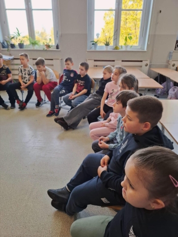 e16d83c4-19f3-4c47-a80f-38ad42e602ee