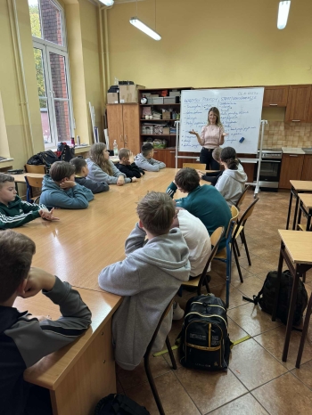 e80f96ab-24c4-4f85-a41c-ac059043dca6