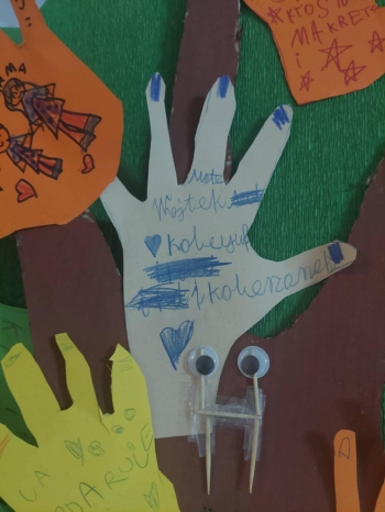 0955eca9-8b8e-4e3f-88f3-a3172cc5d187