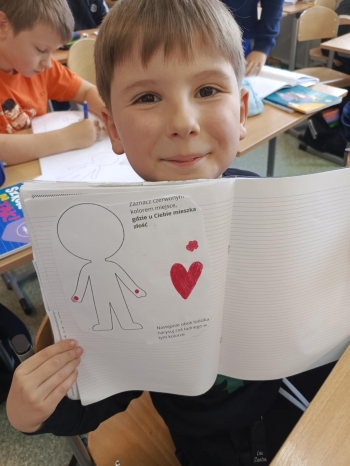 b8d8458c-adbc-41c1-8efd-78d3905113e5