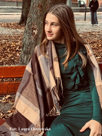 Laura Ostrowska (6)