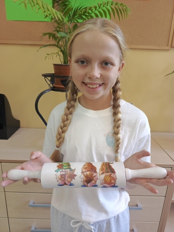 7edb7330-0112-42f2-abb9-9c010834c6f3