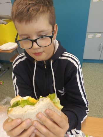 484bfe21-18c5-45f2-947e-a3e7d5015014