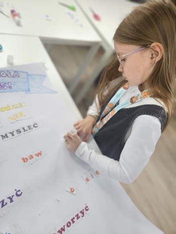 241980a6-9d2f-4cf5-b2e0-8c9aa701b9d1