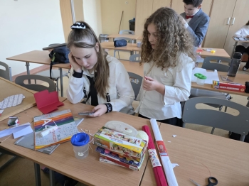 0a6b473f-786d-4e81-9962-8364cee14ba9