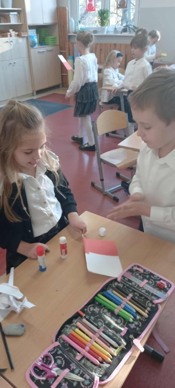 8d8475c6-1093-486d-868f-386f0540c81b