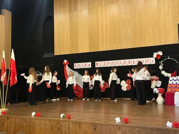 51e5b93f-a201-4db0-afae-2872c7632f86