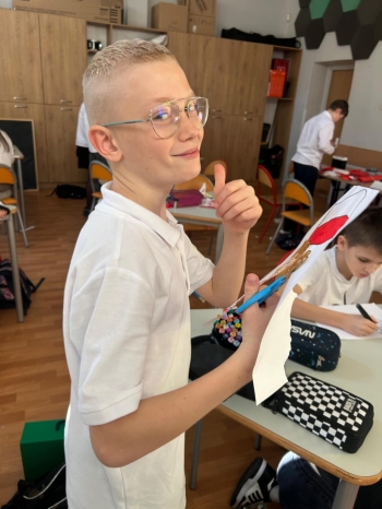 204b0244-adf2-4317-8540-b876ed477c80