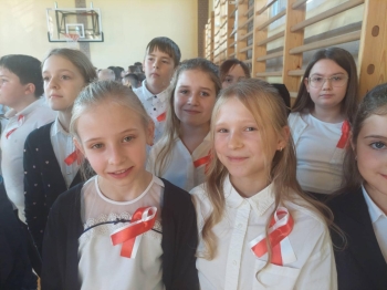 4360abe2-287f-4ab1-a7af-3f9b92236189