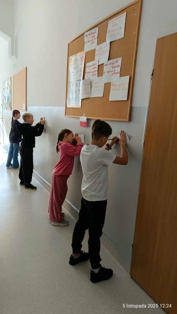 2348d739-6ae7-4f47-b9c1-bb8f5a990103