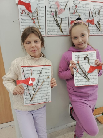 f529875a-35f7-4ef8-b56d-7dc339da79b3