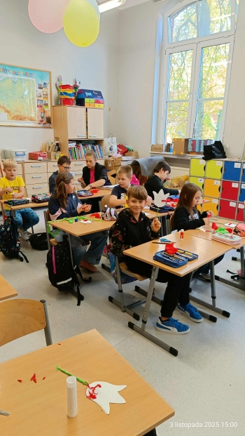 fdf9aa54-499d-4cb0-92d9-4c75d1ba8817 (1)