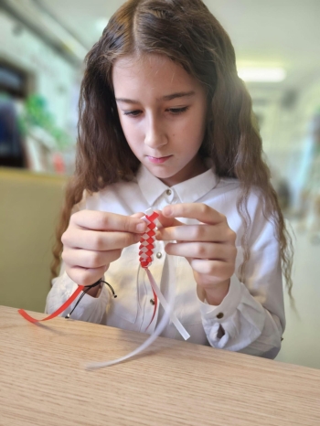 8fed4b4d-f321-49f0-80b0-7491196543e8