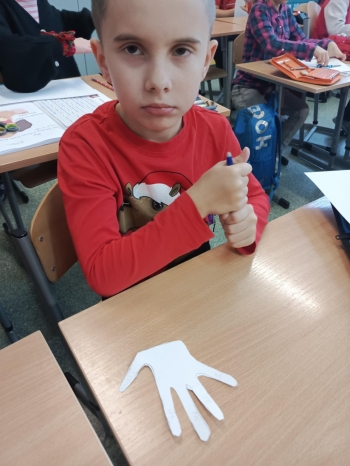 5d8276e7-713c-4b90-878e-88d3a0d1bf8c (1)