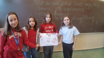 5e215f35-f772-41e3-aea5-03b0c52e291e (1)