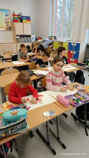 d7fad557-728b-40b7-b96c-a07e08462ff3