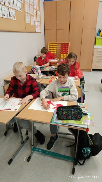 f09a6034-f1fb-4d45-a141-459213e2a175