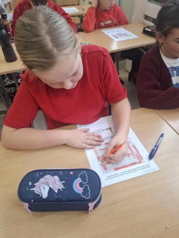 7db6279e-9d33-4396-9e6b-7c0df6b2feb8