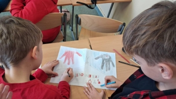 9acedb1f-881b-4e2e-8c3e-b008d38ca100