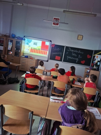 c1463c89-00f0-4bbc-ac64-02bf053a7b5c