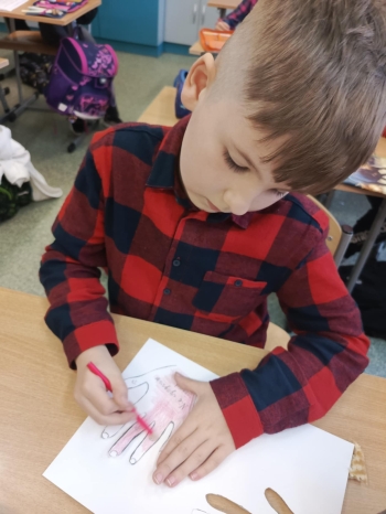 fb9e934a-be2b-4d25-9e57-52f2e0e78d8e