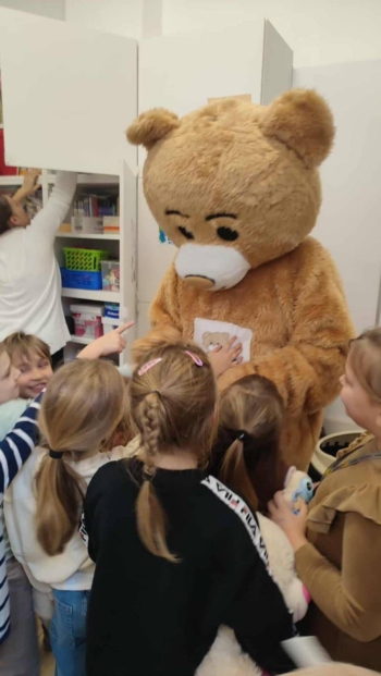 32a43da3-6c3a-42a9-8120-7f51a3703344