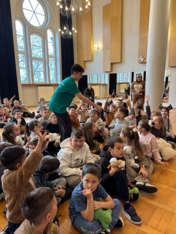 78d203fb-9e8f-429b-bcca-ff8a6ef32f74