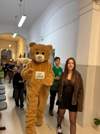 02658520-c6fe-4afd-83aa-6a8507680a05