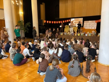 a1b80bad-4e22-459f-97e1-92f84527985e