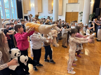 dbf0bad1-2306-4ffe-a726-443ca6617dee