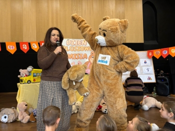 fb3d86e0-cf11-4c6b-9e23-53bcc060d43a