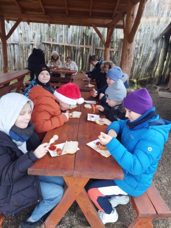 299d08ca-1339-48a6-b0f2-d9c803fd6e88