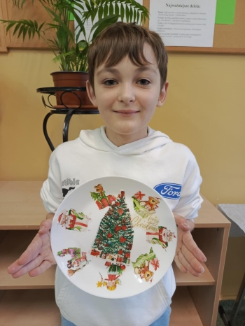 596d49bd-150c-4c74-a6a8-68cc3c8949f1 (1)