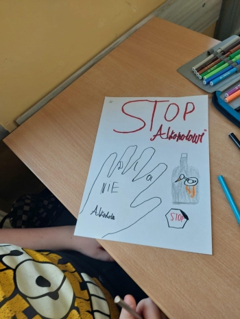 ef226c35-c0f6-4969-89ed-e86defa966f2 (1)