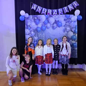 4112f176-15f9-45d1-ac35-5e9b125025b4