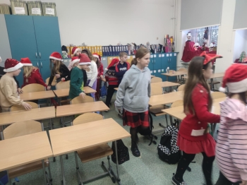 a24c907a-b70e-4cfe-b8aa-1de1fd5b4dbc