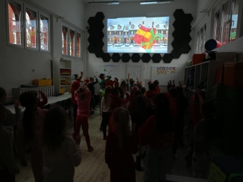 f86dd4a2-de26-4363-ad24-f4999a829337