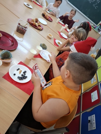 002fb4b7-4948-4aed-bb1a-8dacf2472f4c