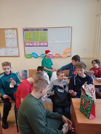 74b7b548-9b40-4ce0-99a8-961715b939f0