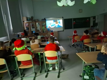 37060f76-b93e-417e-a677-946c720fa3e6