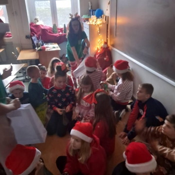 b956d76a-27fc-47b8-ad67-37f2ffeadf6d