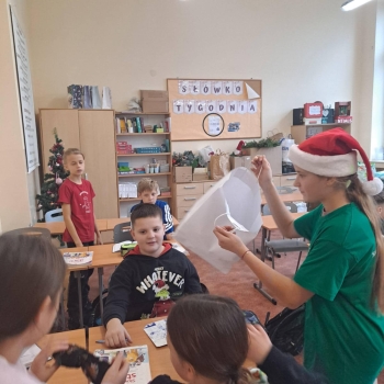 f71d5d5b-e819-4274-b555-f7c5227d7542