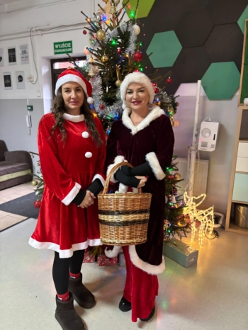 64c5b879-c6cd-477a-8426-0bf742c34754