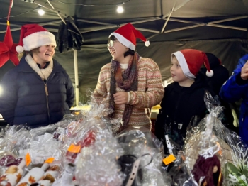 9f689950-4b42-431e-afde-d98a01192dc9